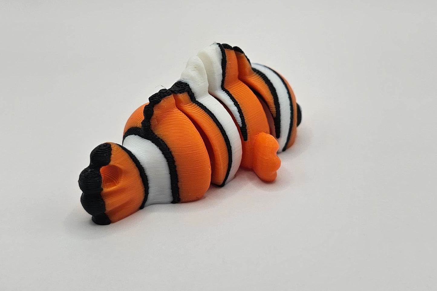 🎏 Porte-Clés Poisson Clown – Coloré et Joyeux 🌈