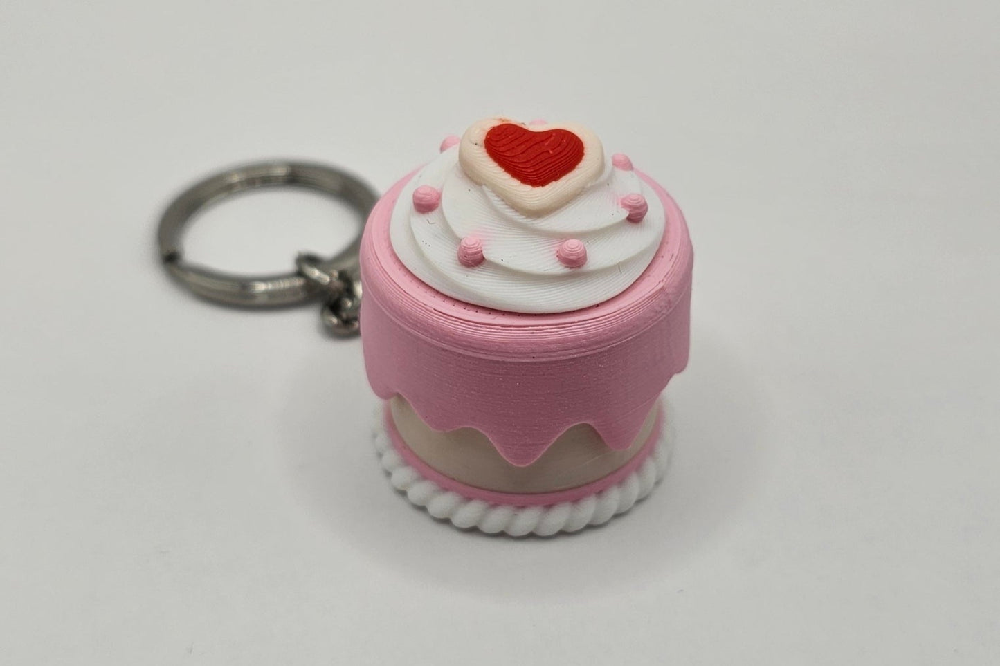 🎂 Porte-Clés Gâteau – Gourmand, Coloré 🍓