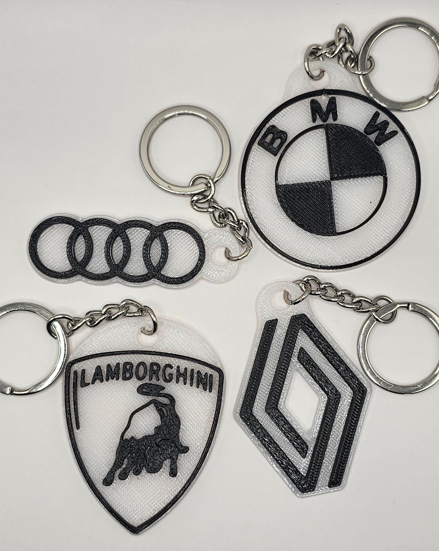 🏁 Porte-Clés Logos de Voitures – Pour les Vrais Passionnés