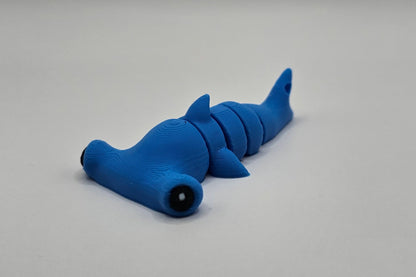 🦈 Porte-Clés Requin Marteau – Audacieux & Dynamique 🌊